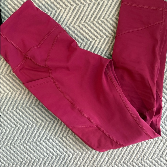 lululemon athletica Magenta Leggings - Picture 1 of 1